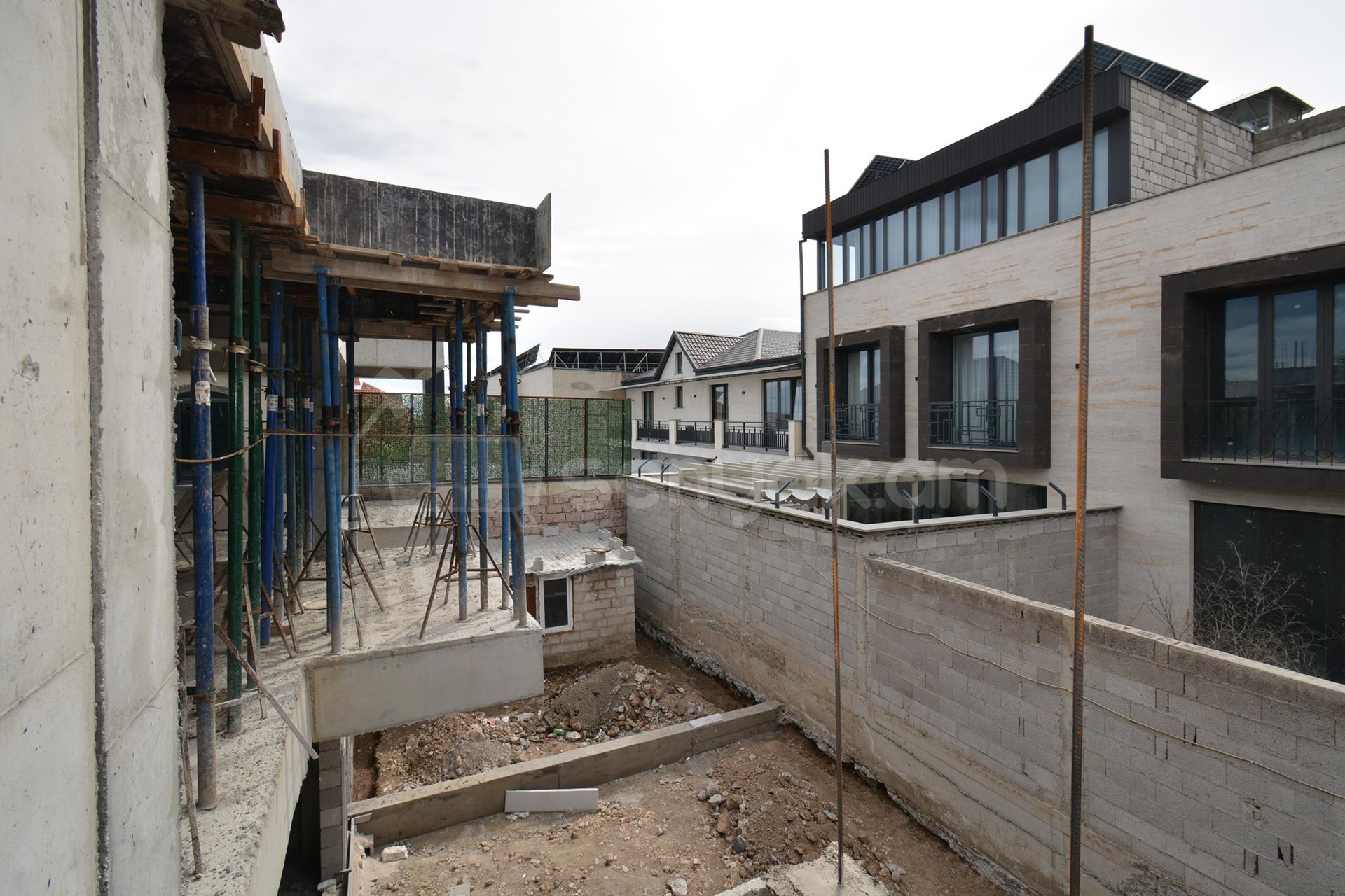 4 Սենյականոց Սեփական Տուն, 156քմ, Ավտոտնակով