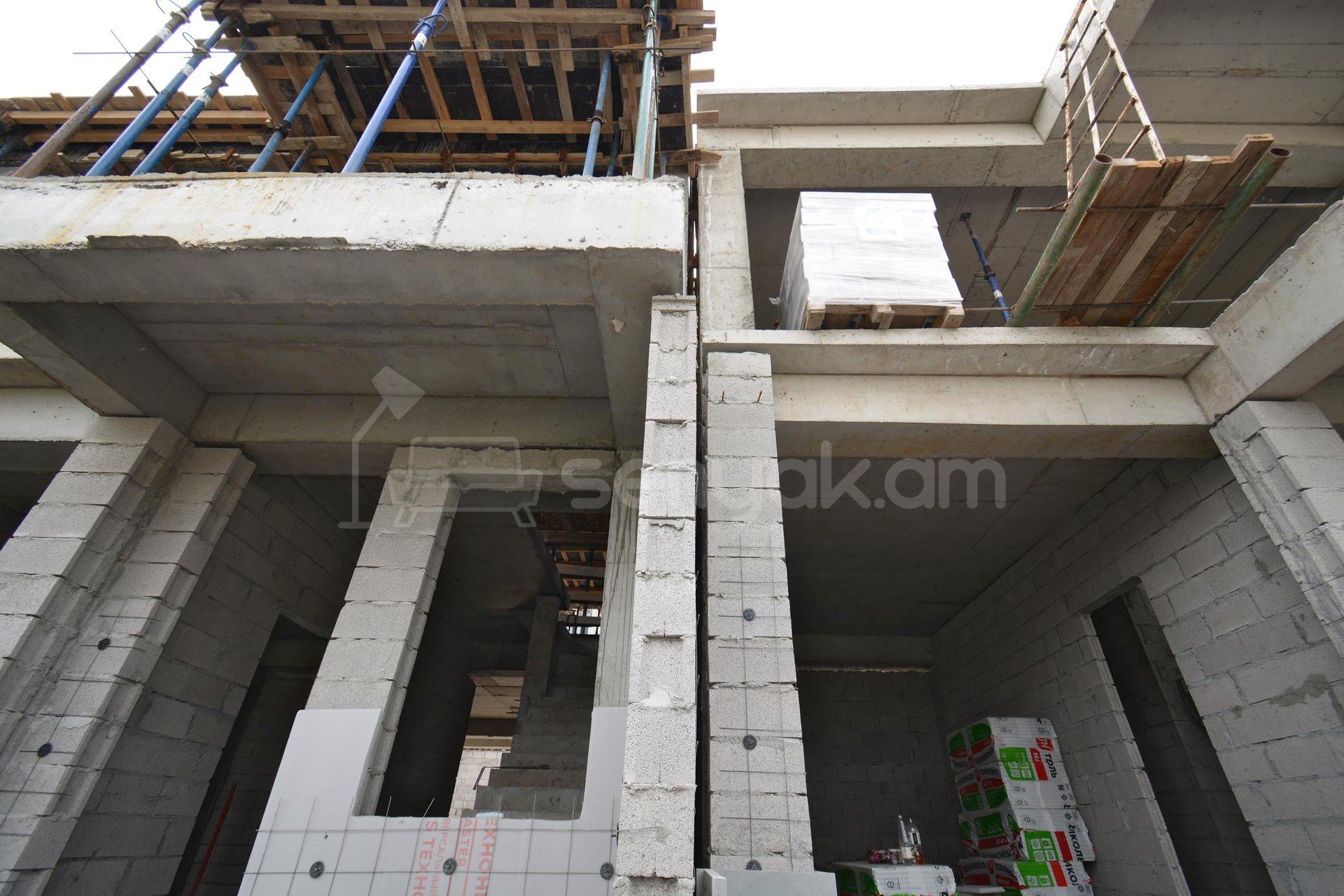 4 Սենյականոց Սեփական Տուն, 156քմ, Ավտոտնակով