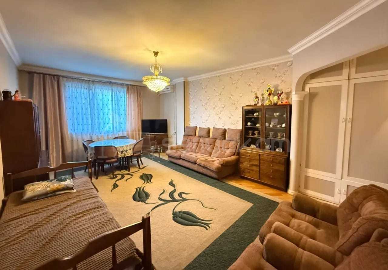 3 Սենյականոց Բնակարան, 61քմ, 3/12 հարկ, Կապիտալ Վերանորոգված