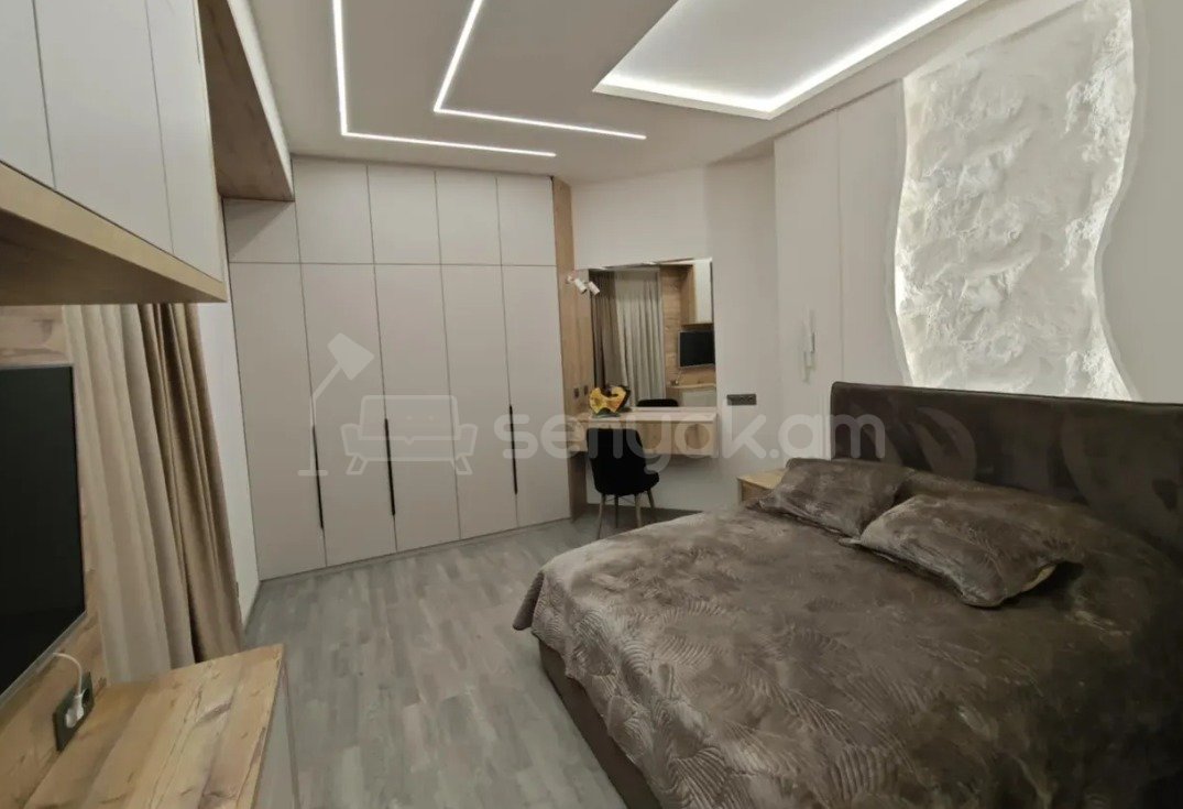 2 Սենյականոց Բնակարան, 78քմ, 8/14 հարկ, Դիզայներական Վերանորոգված, Կահավորված, Արևկող