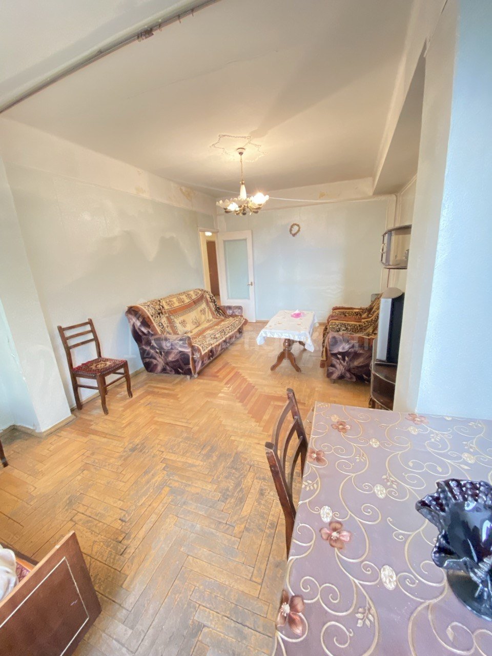 2 Սենյականոց Բնակարան, 65քմ, 3/9 հարկ, Կոսմետիկ Վերանորոգված, Մասամբ Կահավորված