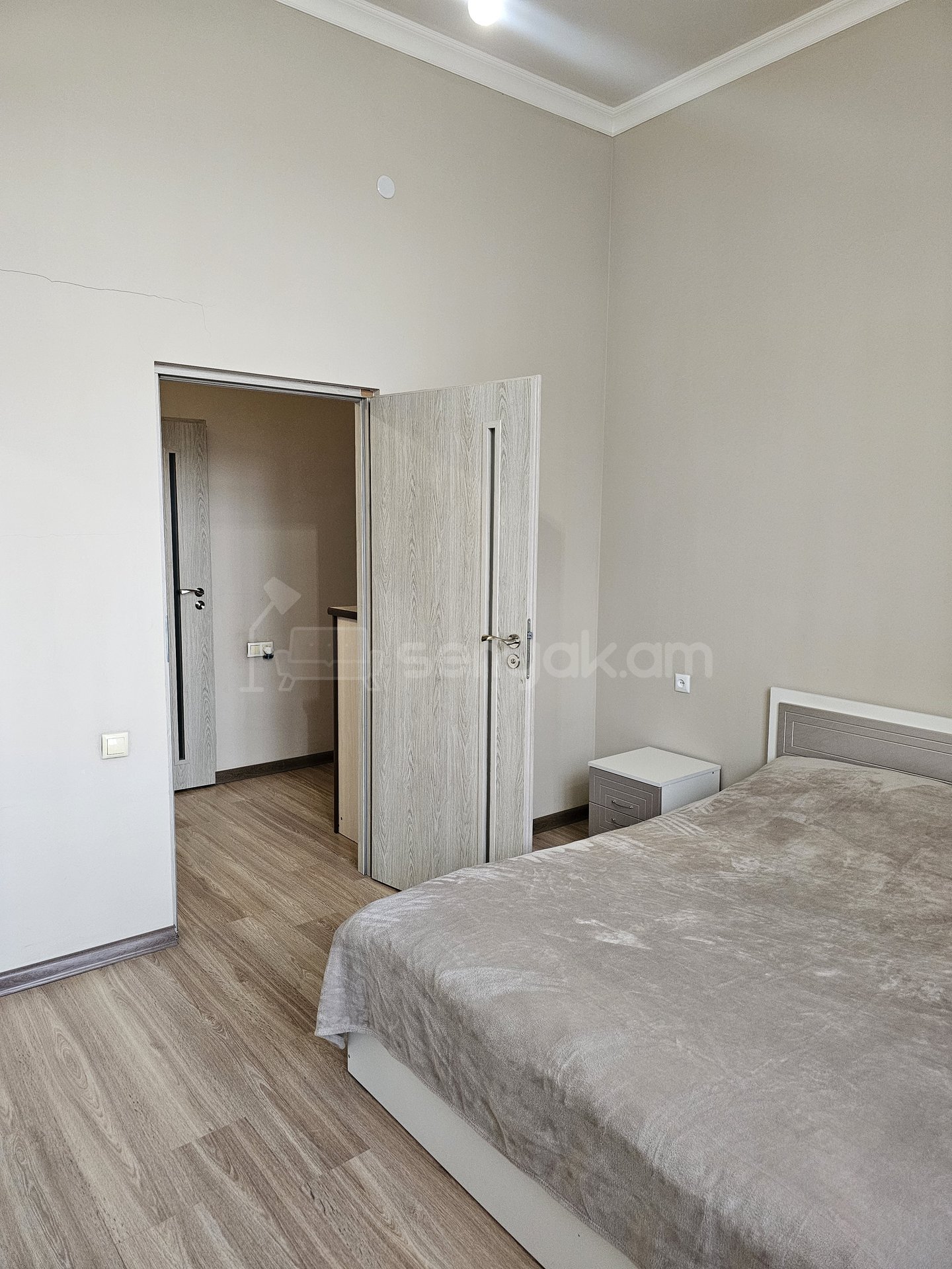 3 Սենյականոց Բնակարան Նորակառույցում, 75քմ, 2/16 հարկ, Կապիտալ Վերանորոգված