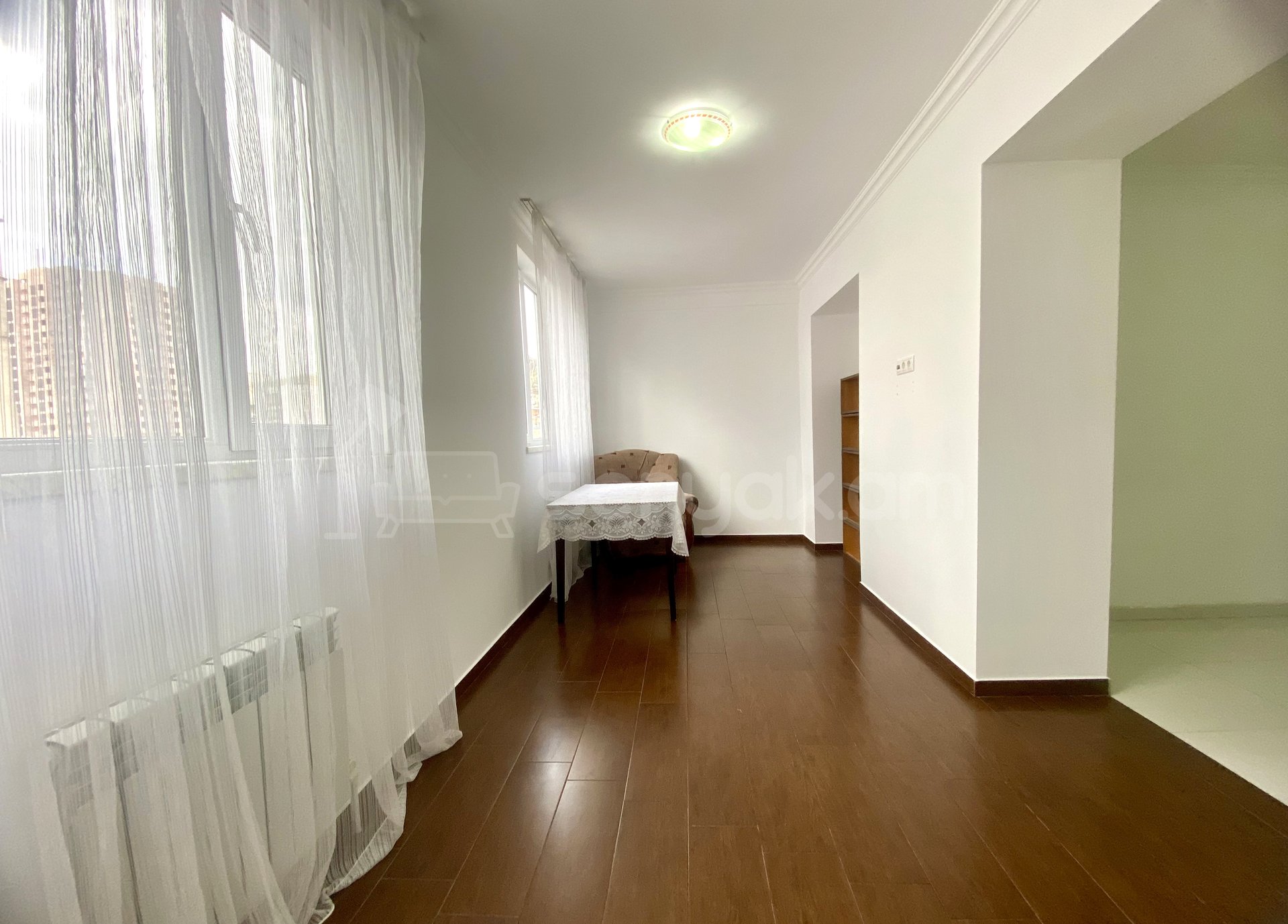 2 Սենյականոց Բնակարան Քարե Շենքում, 72քմ, 6/6 հարկ, Նորմալ Վիճակում