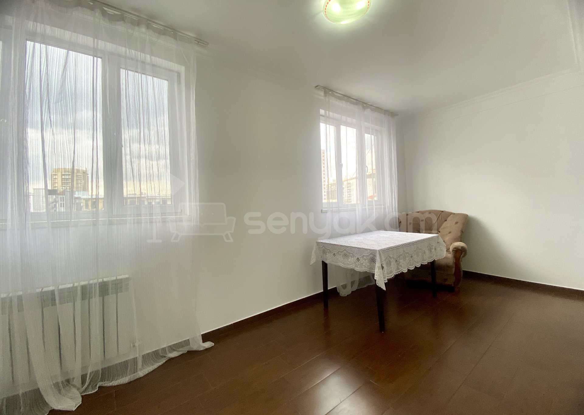 2 Սենյականոց Բնակարան Քարե Շենքում, 72քմ, 6/6 հարկ, Նորմալ Վիճակում