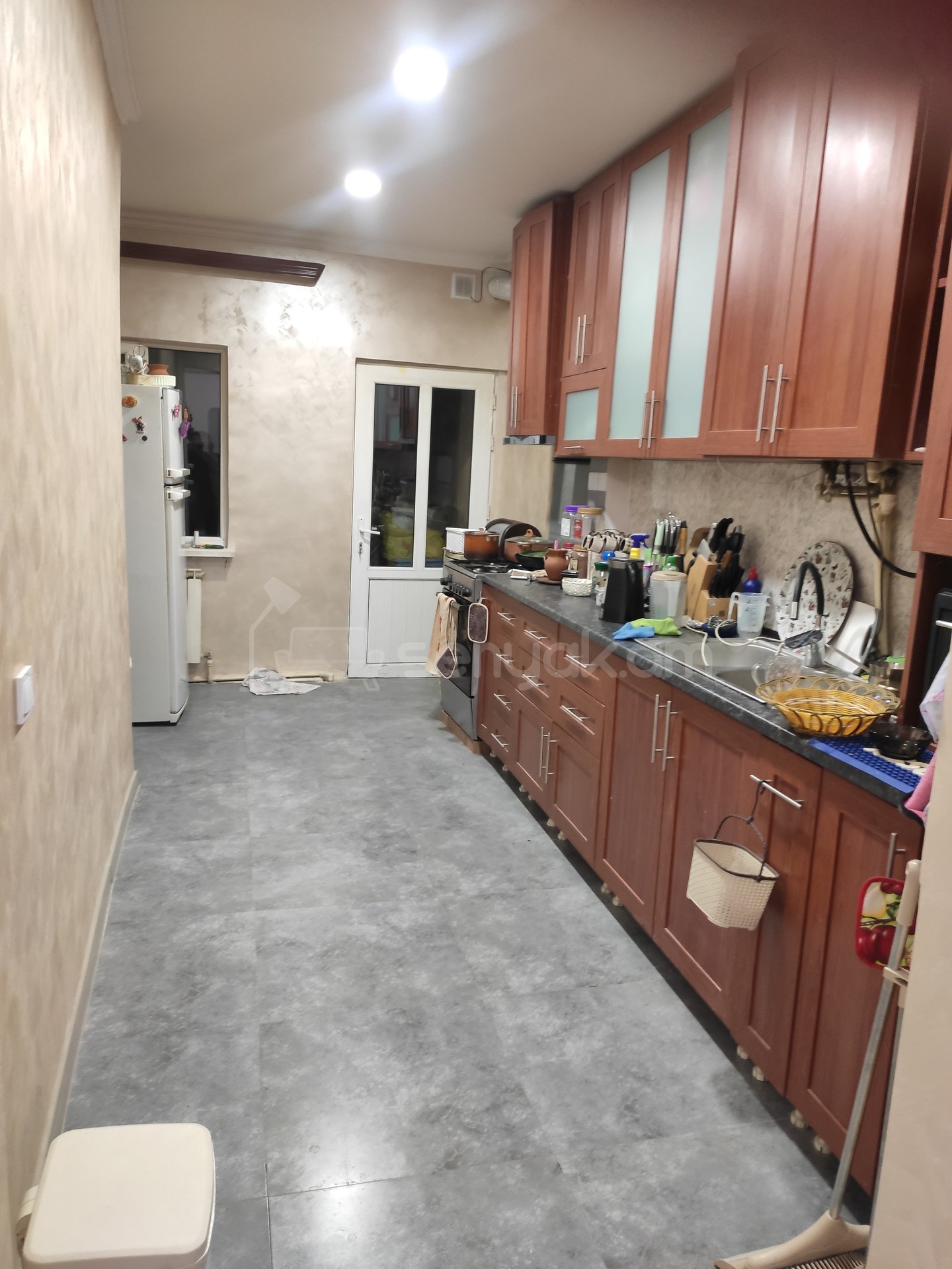 3 Սենյականոց Սեփական Տուն, 75քմ, Կապիտալ Վերանորոգված