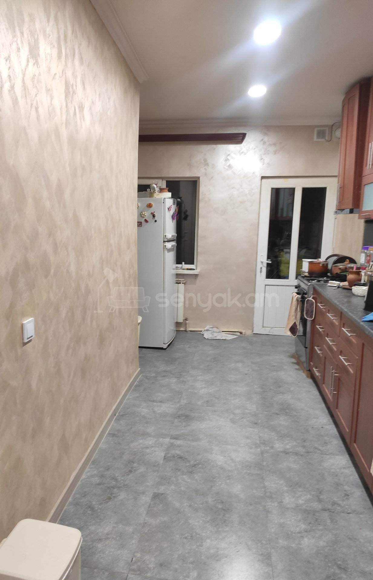 3 Սենյականոց Սեփական Տուն, 75քմ, Կապիտալ Վերանորոգված