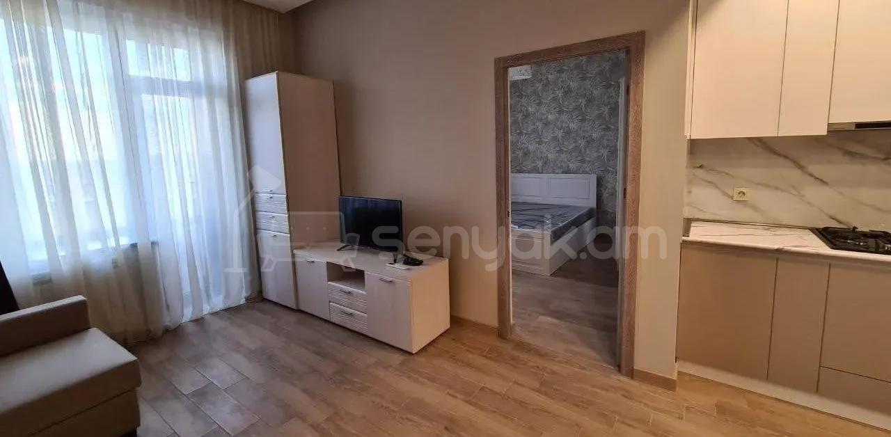 2 Սենյականոց Բնակարան Նորակառույցում, 52քմ, 4/15 հարկ, Կապիտալ Վերանորոգված, Կահավորված, Արևկող