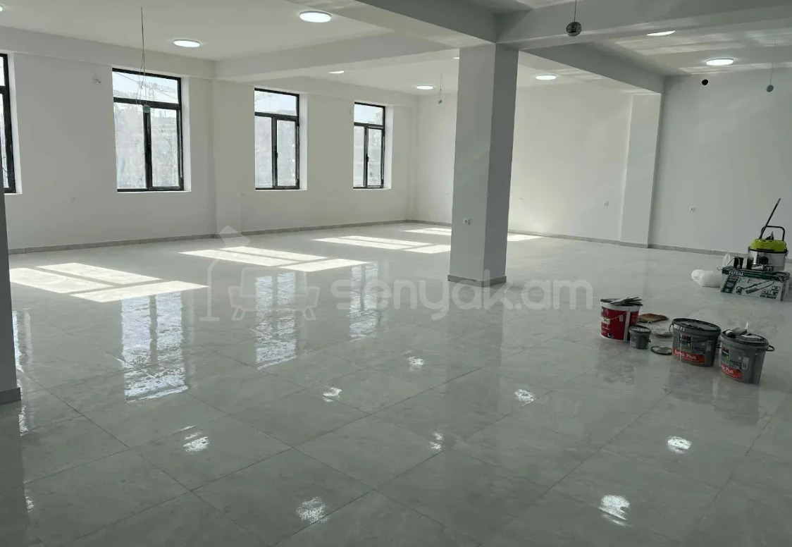 Օֆիսային Տարածք, 950քմ