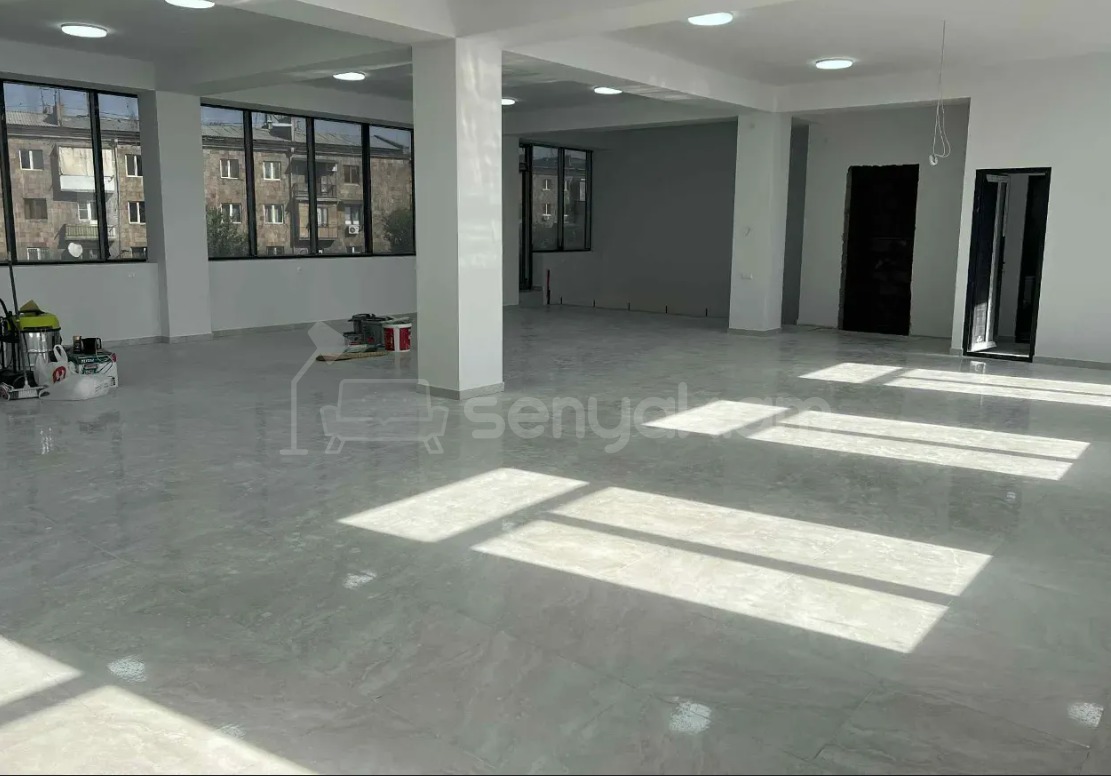 Օֆիսային Տարածք, 950քմ