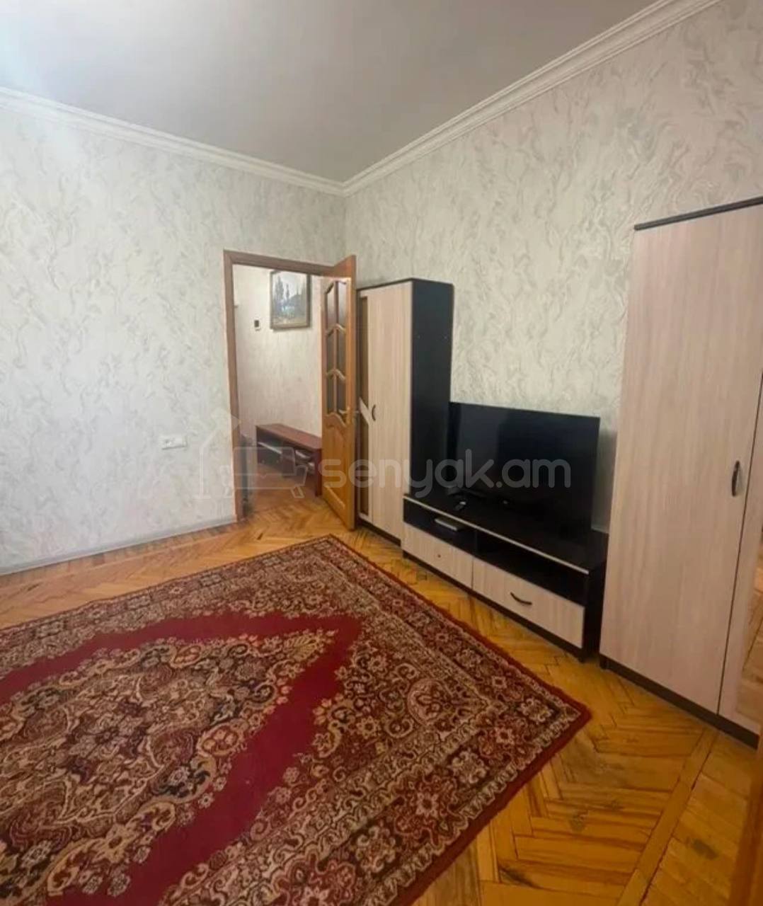 3 Սենյականոց Բնակարան Քարե Շենքում, 56քմ, 1/5 հարկ, Կապիտալ Վերանորոգված, Կահավորված