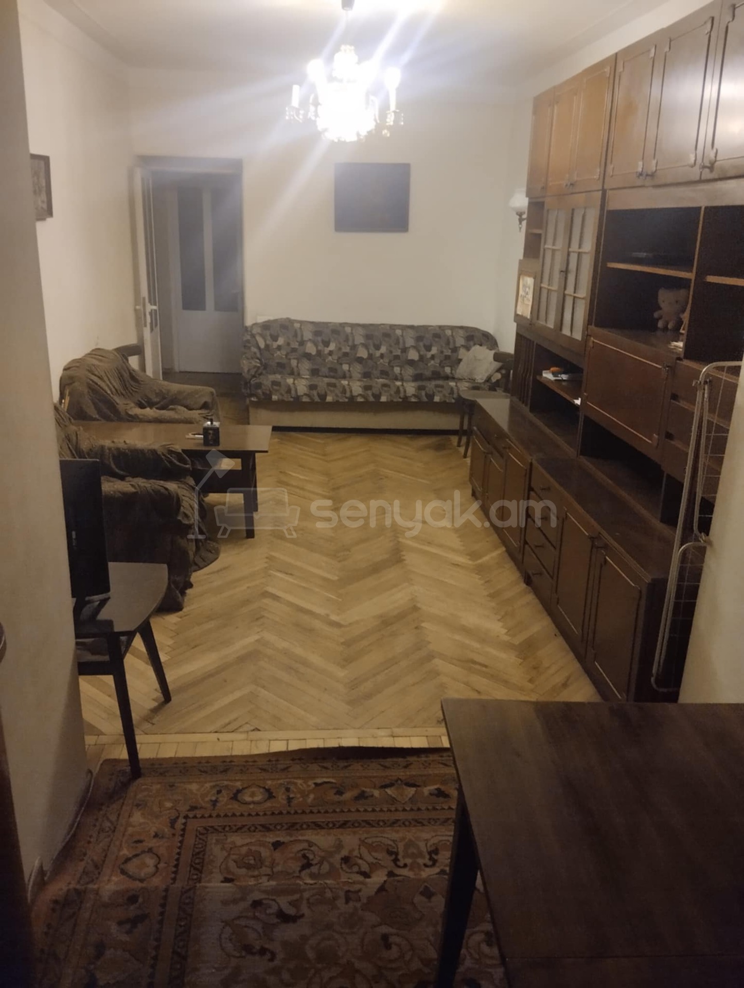 2 Սենյականոց Բնակարան Քարե Շենքում, 45քմ, 4/5 հարկ, Նորմալ Վիճակում, Կահավորված