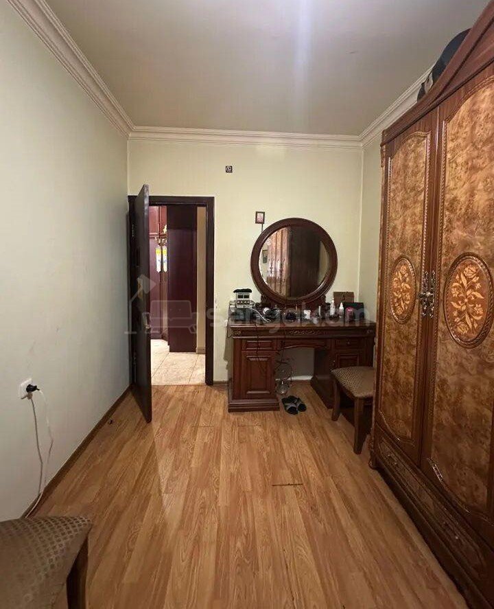 3 Սենյականոց Բնակարան, 72քմ, 1/9 հարկ, Կապիտալ Վերանորոգված