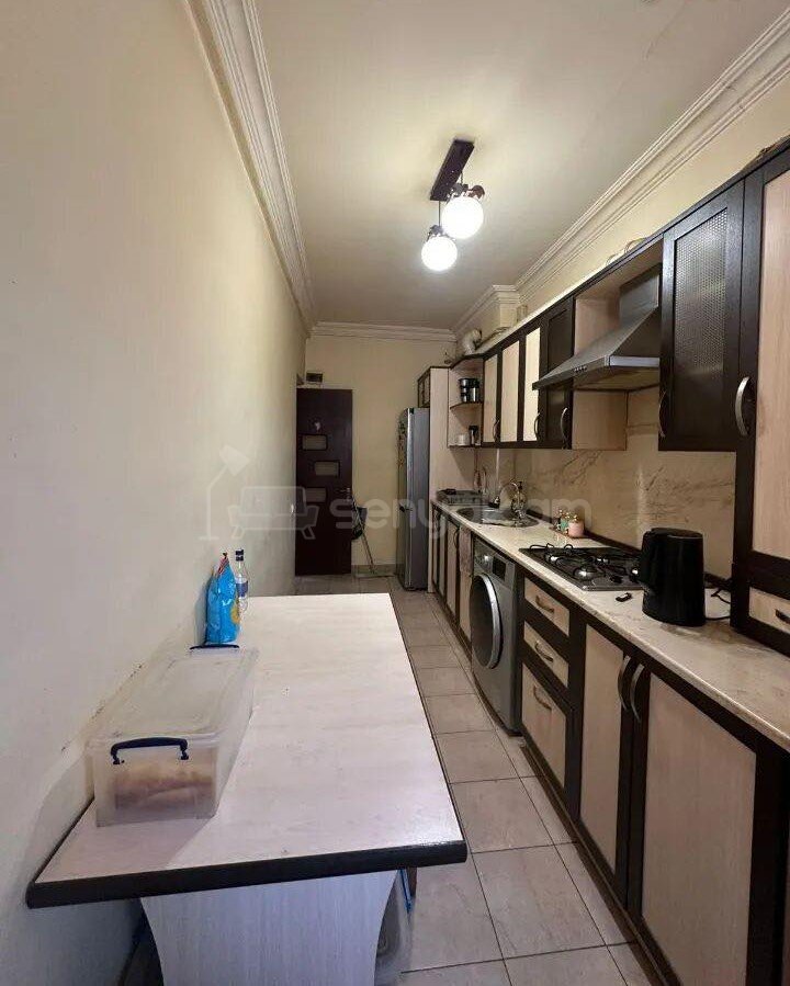 3 Սենյականոց Բնակարան, 72քմ, 1/9 հարկ, Կապիտալ Վերանորոգված