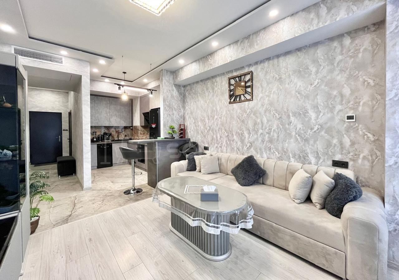 3 Սենյականոց Բնակարան Նորակառույցում, 91քմ, 3/14 հարկ, Դիզայներական Վերանորոգված