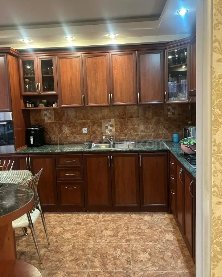 3 Սենյականոց Բնակարան, 90քմ, 4/14 հարկ, Կապիտալ Վերանորոգված