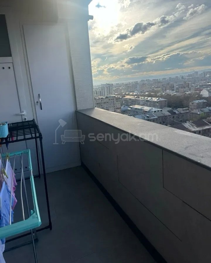 3 Սենյականոց Բնակարան Նորակառույցում, 111քմ, 13/18 հարկ, Դիզայներական Վերանորոգված