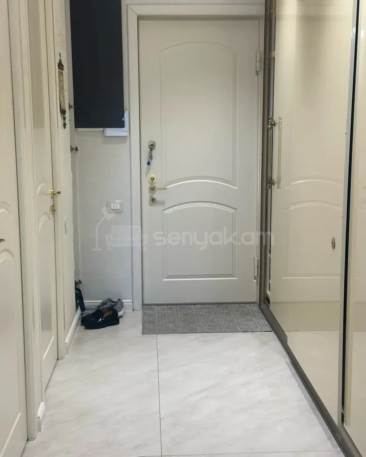 3 Սենյականոց Բնակարան Նորակառույցում, 111քմ, 13/18 հարկ, Դիզայներական Վերանորոգված