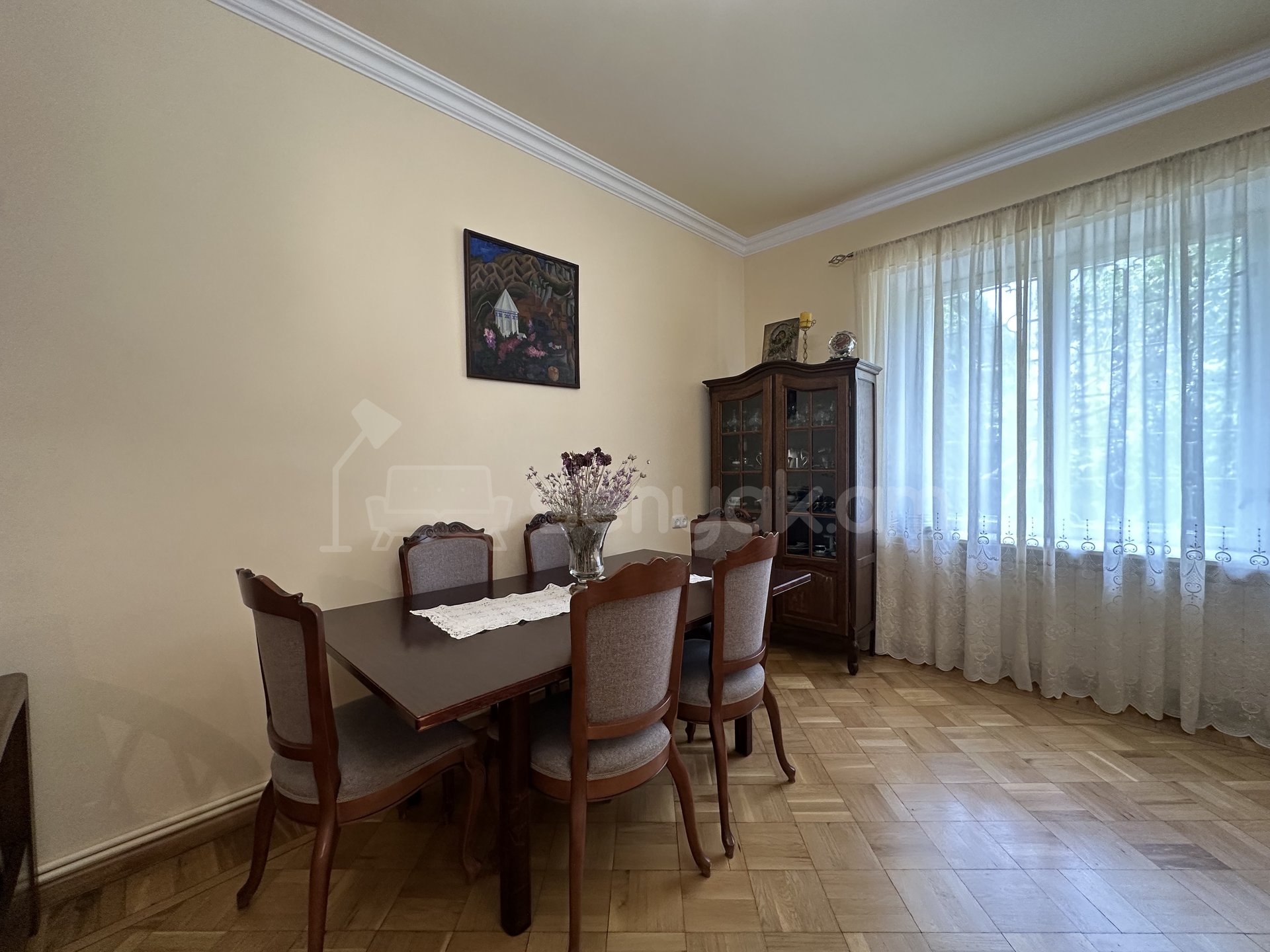 7 Սենյականոց Սեփական Տուն, 240քմ, Կապիտալ Վերանորոգված, Կահավորված