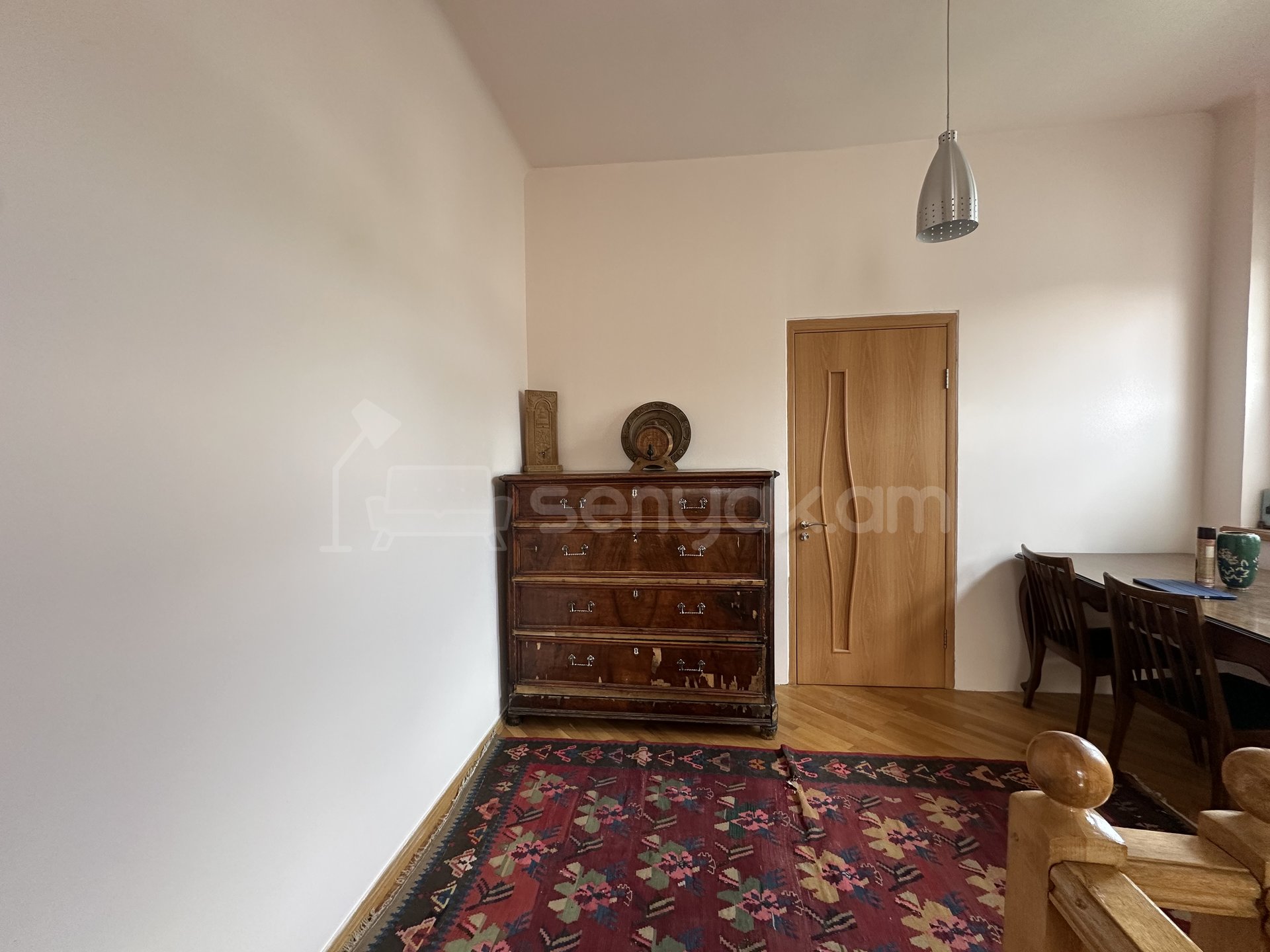 7 Սենյականոց Սեփական Տուն, 240քմ, Կապիտալ Վերանորոգված, Կահավորված