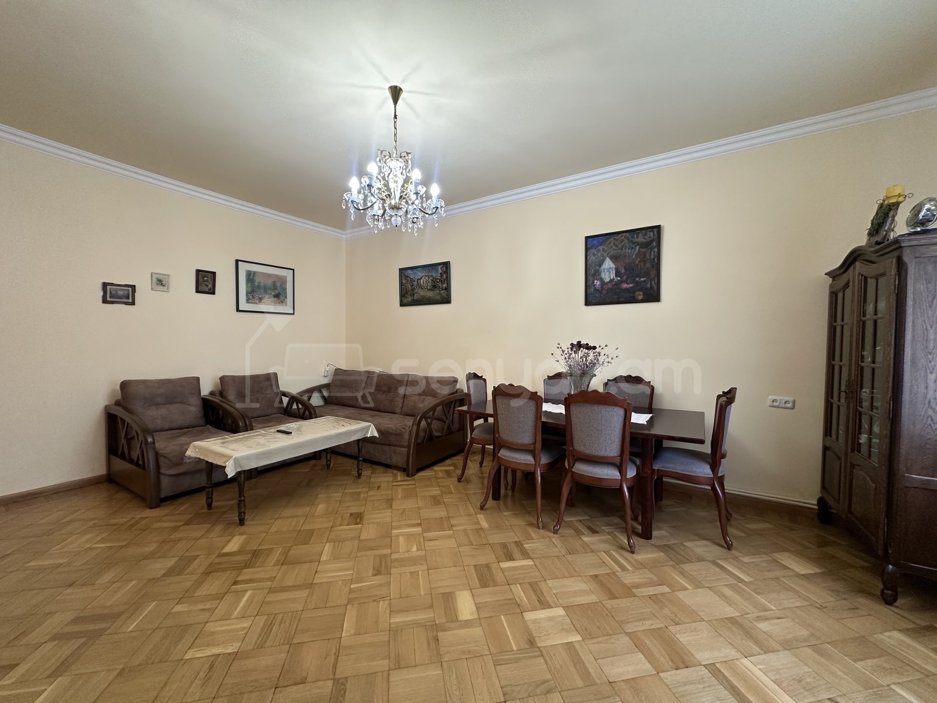 7 Սենյականոց Սեփական Տուն, 240քմ, Կապիտալ Վերանորոգված, Կահավորված