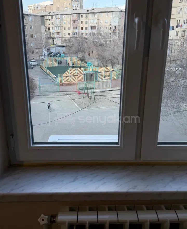 2 Սենյականոց Բնակարան, 50քմ, 3/5 հարկ, Կապիտալ Վերանորոգված