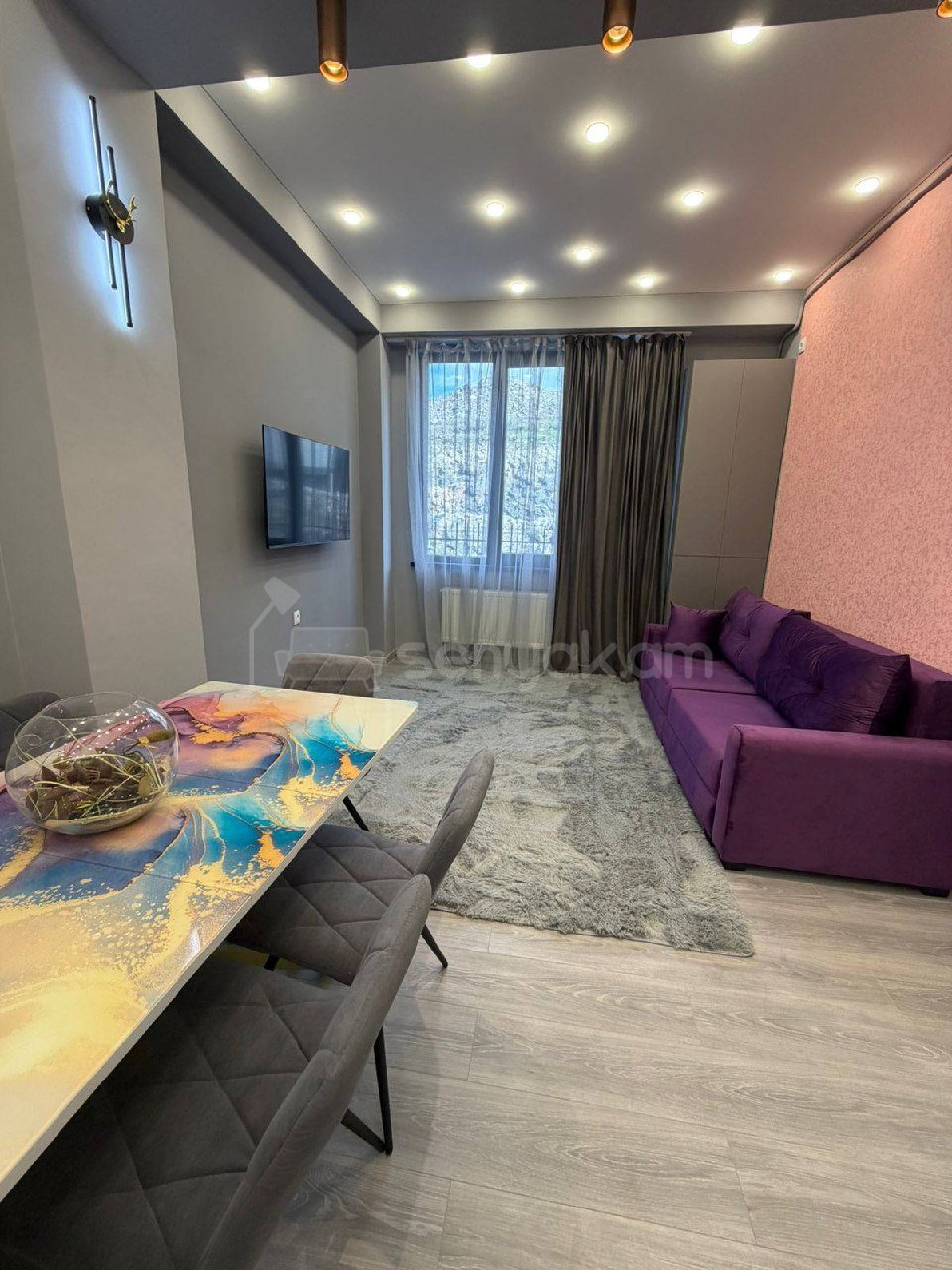 2 Սենյականոց Բնակարան Նորակառույցում, 65քմ, 1/13 հարկ, Դիզայներական Վերանորոգված, Կահավորված