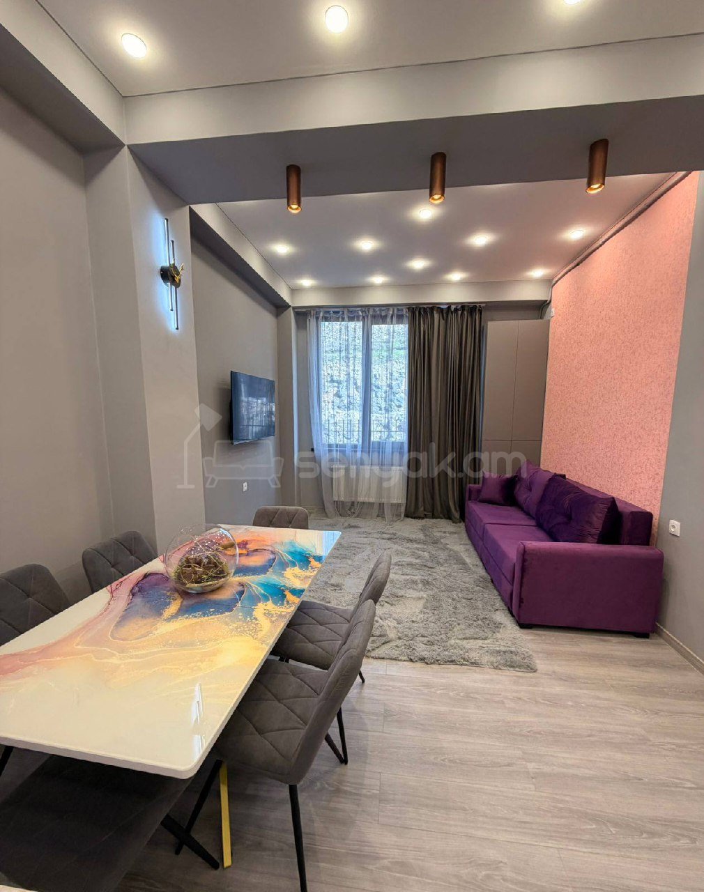 2 Սենյականոց Բնակարան Նորակառույցում, 65քմ, 1/13 հարկ, Դիզայներական Վերանորոգված, Կահավորված