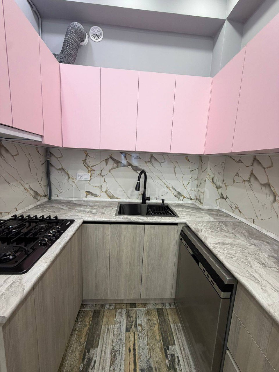 2 Սենյականոց Բնակարան Նորակառույցում, 65քմ, 1/13 հարկ, Դիզայներական Վերանորոգված, Կահավորված