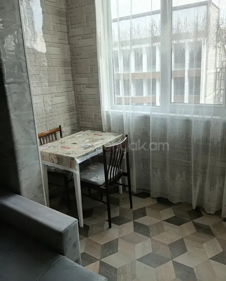 2 Սենյականոց Բնակարան, 50քմ, 7/9 հարկ, Կապիտալ Վերանորոգված, Կահավորված