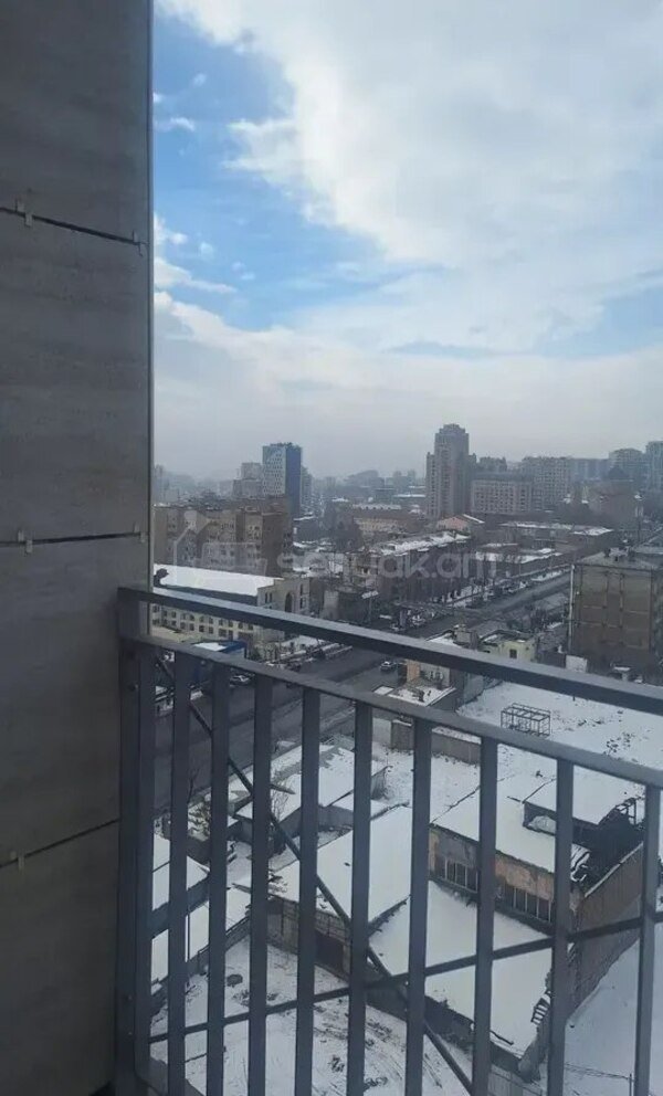 3 Սենյականոց Բնակարան Նորակառույց Քարե Շենքում, 71քմ, 12/14 հարկ, Դիզայներական Վերանորոգված, Կահավորված