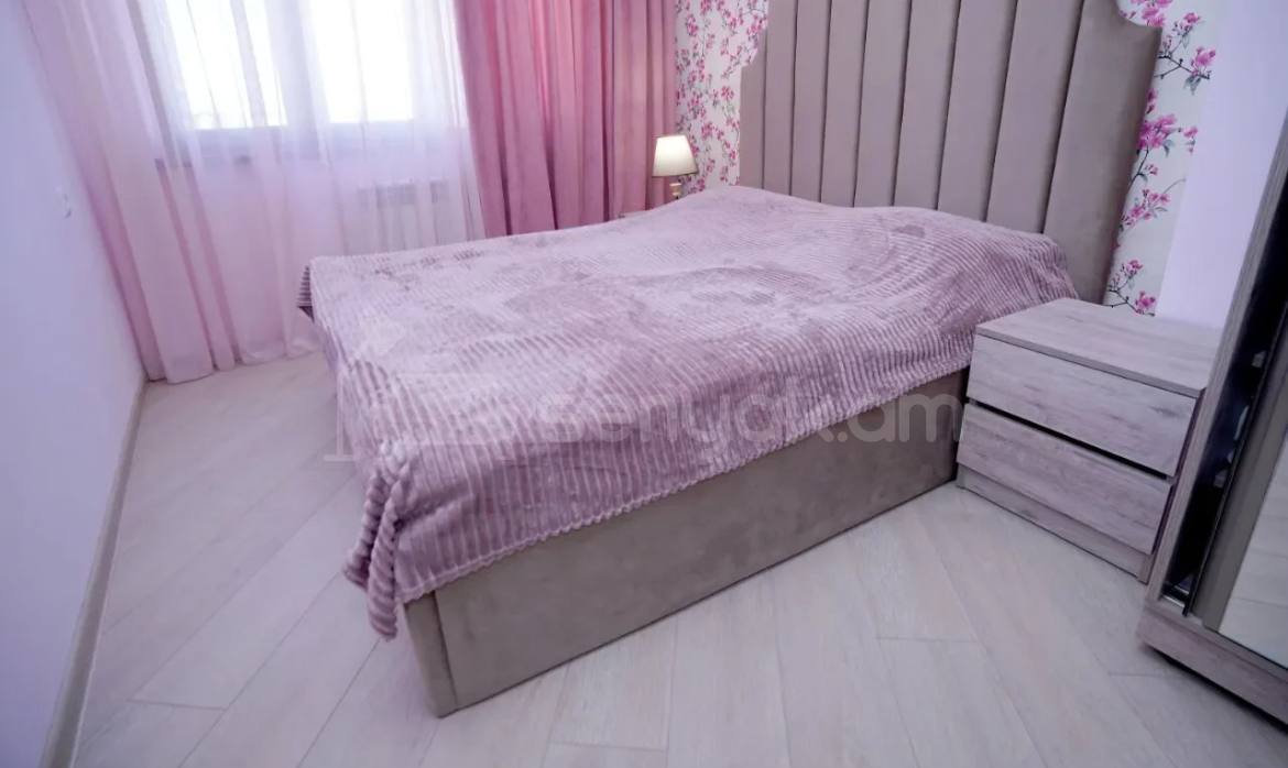 2 Սենյականոց Բնակարան Քարե Շենքում, 55քմ, 5/5 հարկ, Կապիտալ Վերանորոգված, Կահավորված, Արևկող