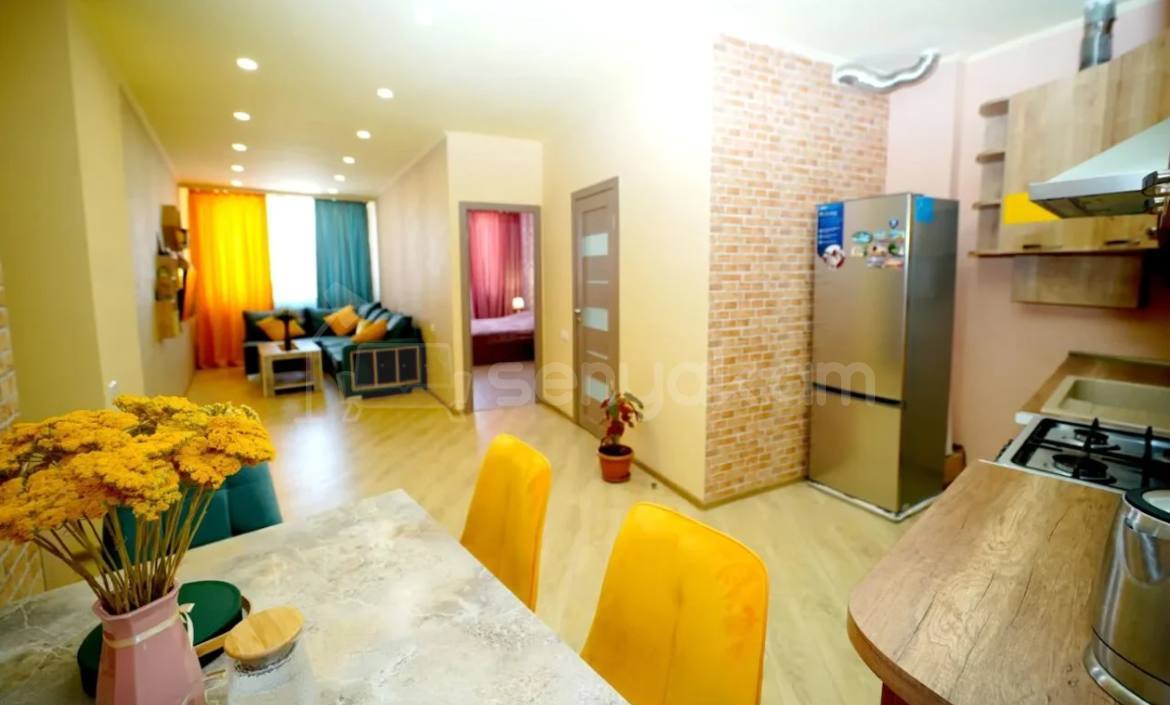 2 Սենյականոց Բնակարան Քարե Շենքում, 55քմ, 5/5 հարկ, Կապիտալ Վերանորոգված, Կահավորված, Արևկող