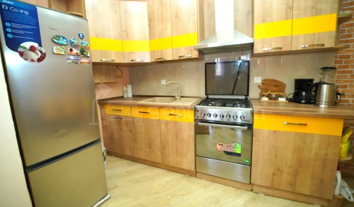 2 Սենյականոց Բնակարան Քարե Շենքում, 55քմ, 5/5 հարկ, Կապիտալ Վերանորոգված, Կահավորված, Արևկող