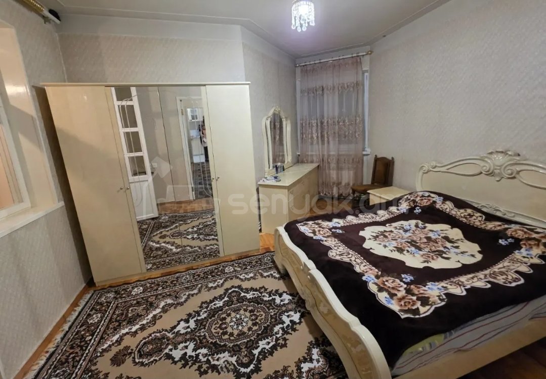 3 Սենյականոց Բնակարան, 76քմ, 8/12 հարկ, Նորմալ Վիճակում