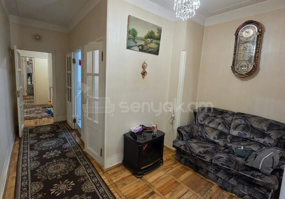 3 Սենյականոց Բնակարան, 76քմ, 8/12 հարկ, Նորմալ Վիճակում