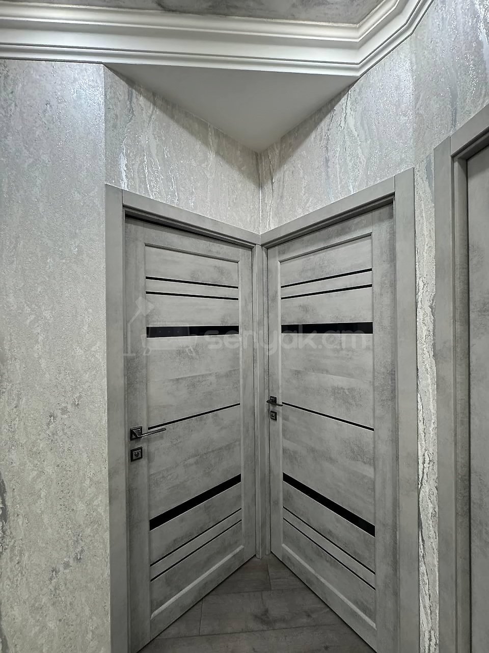 4 Սենյականոց Բնակարան Նորակառույց Քարե Շենքում, 93քմ, 4/5 հարկ, Կապիտալ Վերանորոգված