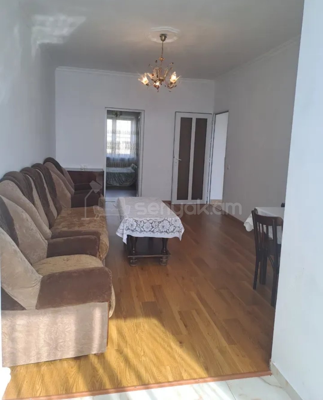 3 Սենյականոց Բնակարան Քարե Շենքում, 58քմ, 5/5 հարկ, Կապիտալ Վերանորոգված, Կահավորված, Արևկող