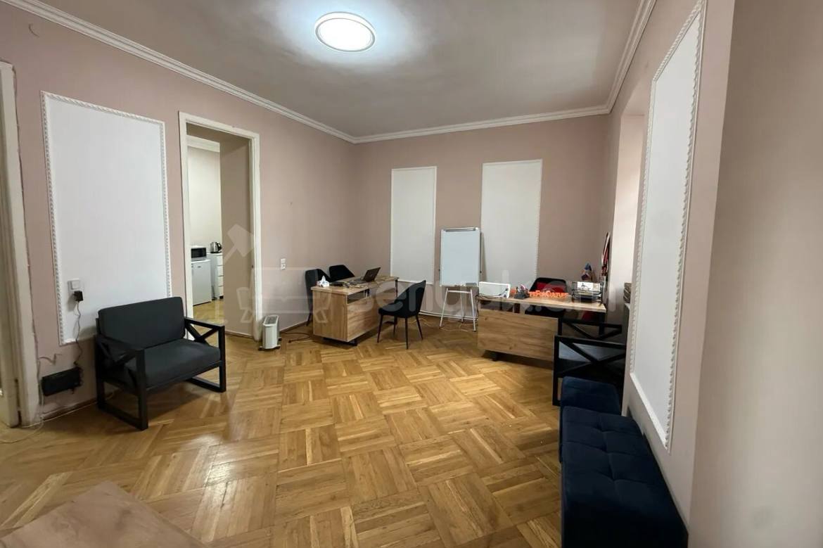 Օֆիսային Տարածք, 30քմ, Կապիտալ Վերանորոգված