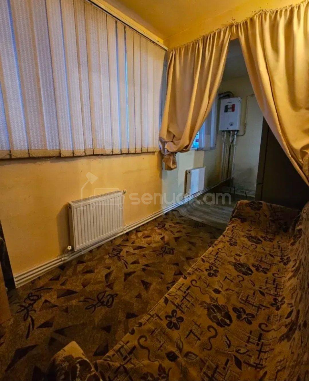 4 Սենյականոց Բնակարան, 93քմ, 8/9 հարկ, Նորմալ Վիճակում, Կահավորված, Արևկող