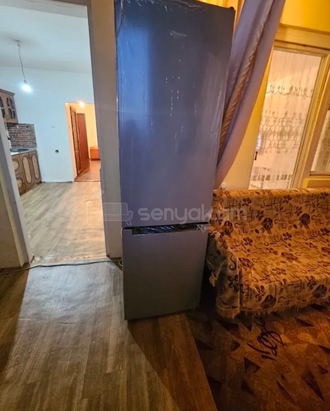 4 Սենյականոց Բնակարան, 93քմ, 8/9 հարկ, Նորմալ Վիճակում, Կահավորված, Արևկող