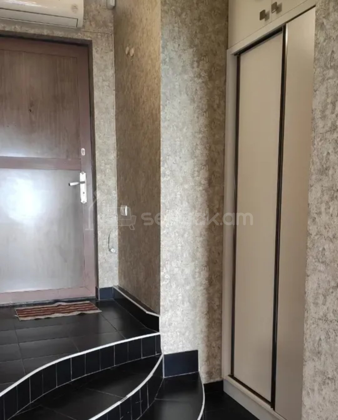 2 Սենյականոց Բնակարան, 55քմ, 13/13 հարկ, Նորմալ Վիճակում, Կահավորված, Արևկող