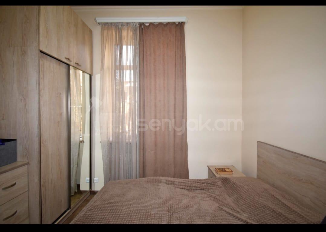 1 Սենյականոց Բնակարան Քարե Շենքում, 38քմ, 3/4 հարկ, Կոսմետիկ Վերանորոգված, Կահավորված, Արևկող