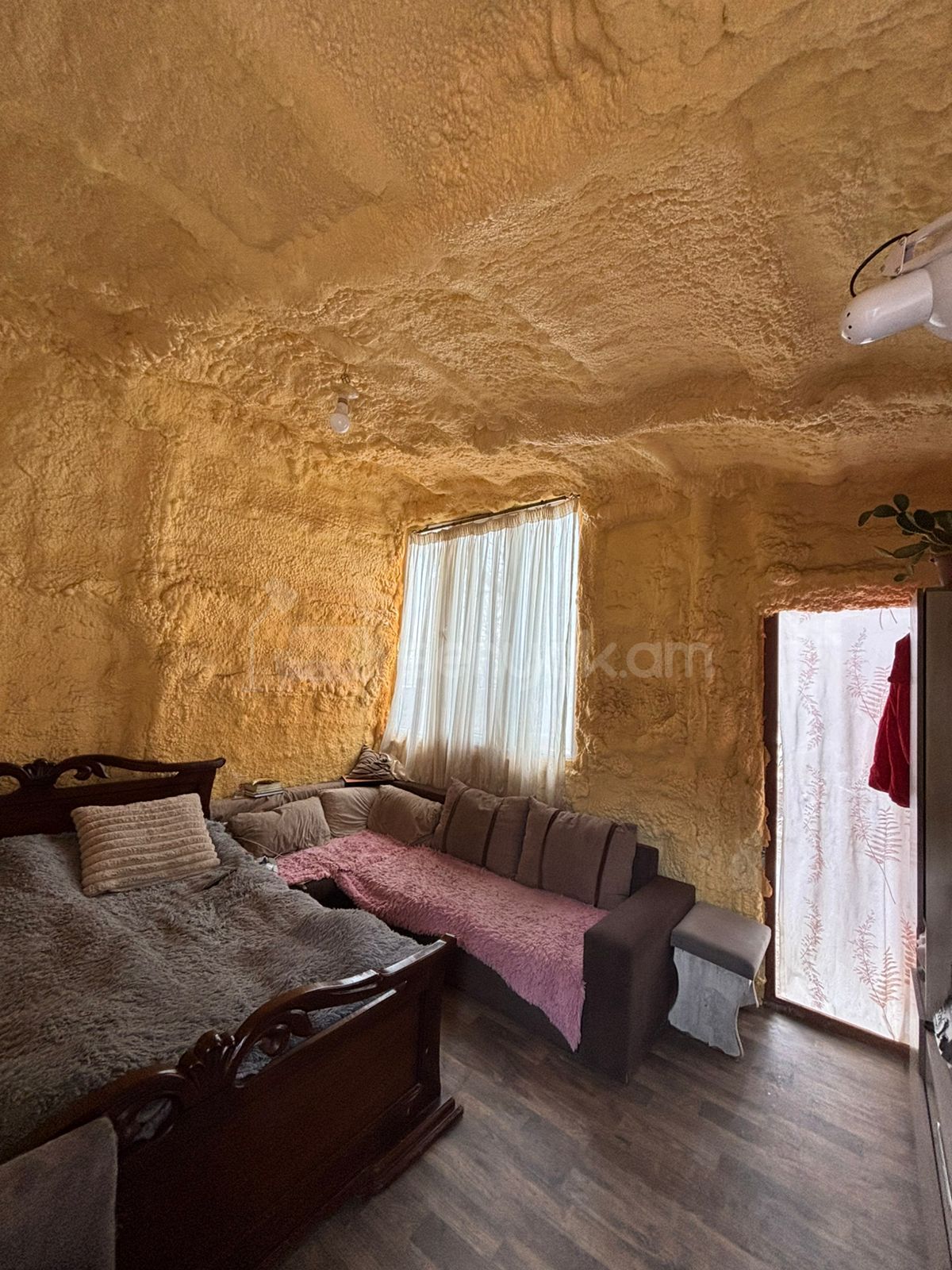 3 Սենյականոց Սեփական Տուն, 52քմ, Կապիտալ Վերանորոգված