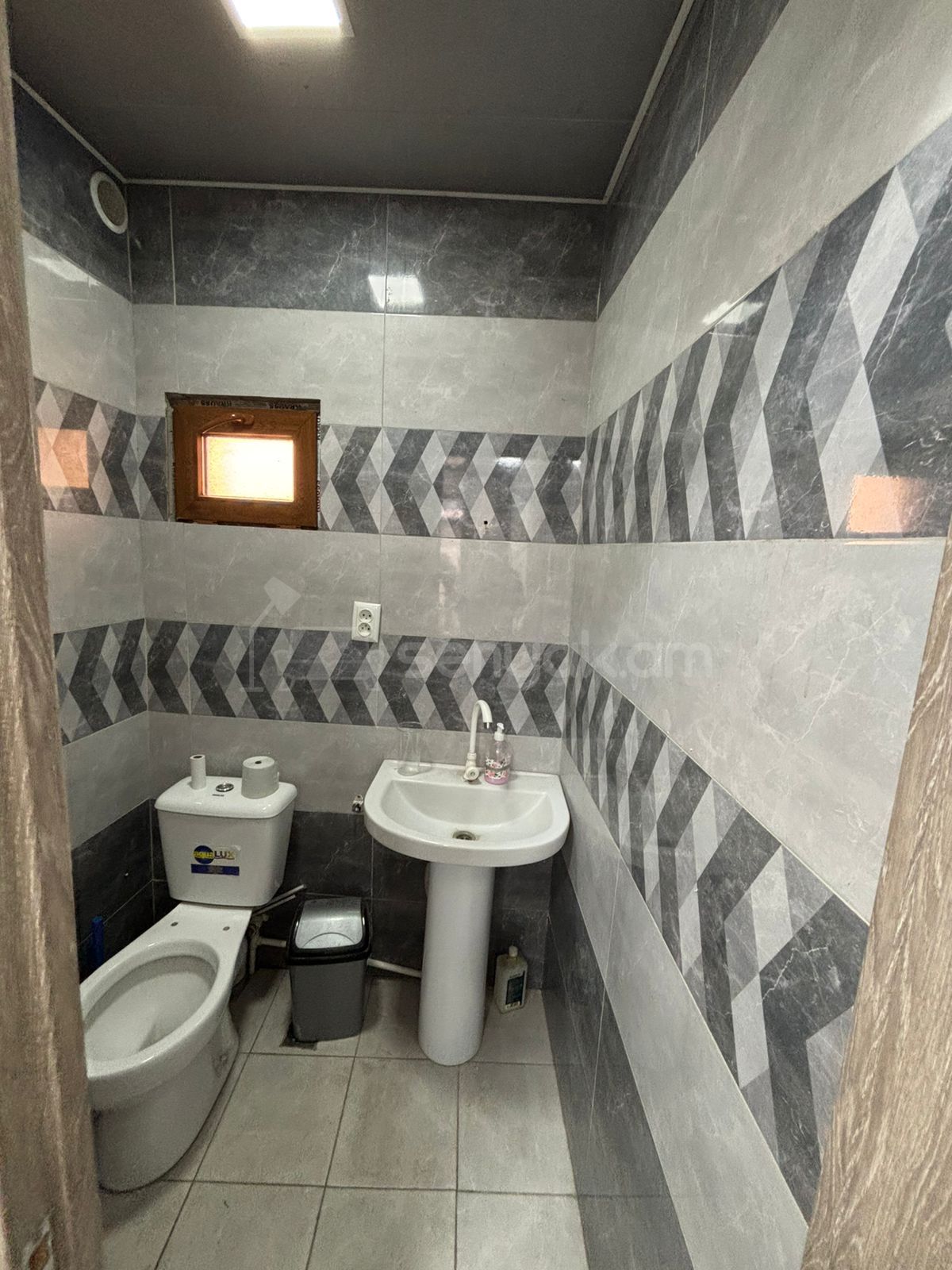 3 Սենյականոց Սեփական Տուն, 52քմ, Կապիտալ Վերանորոգված