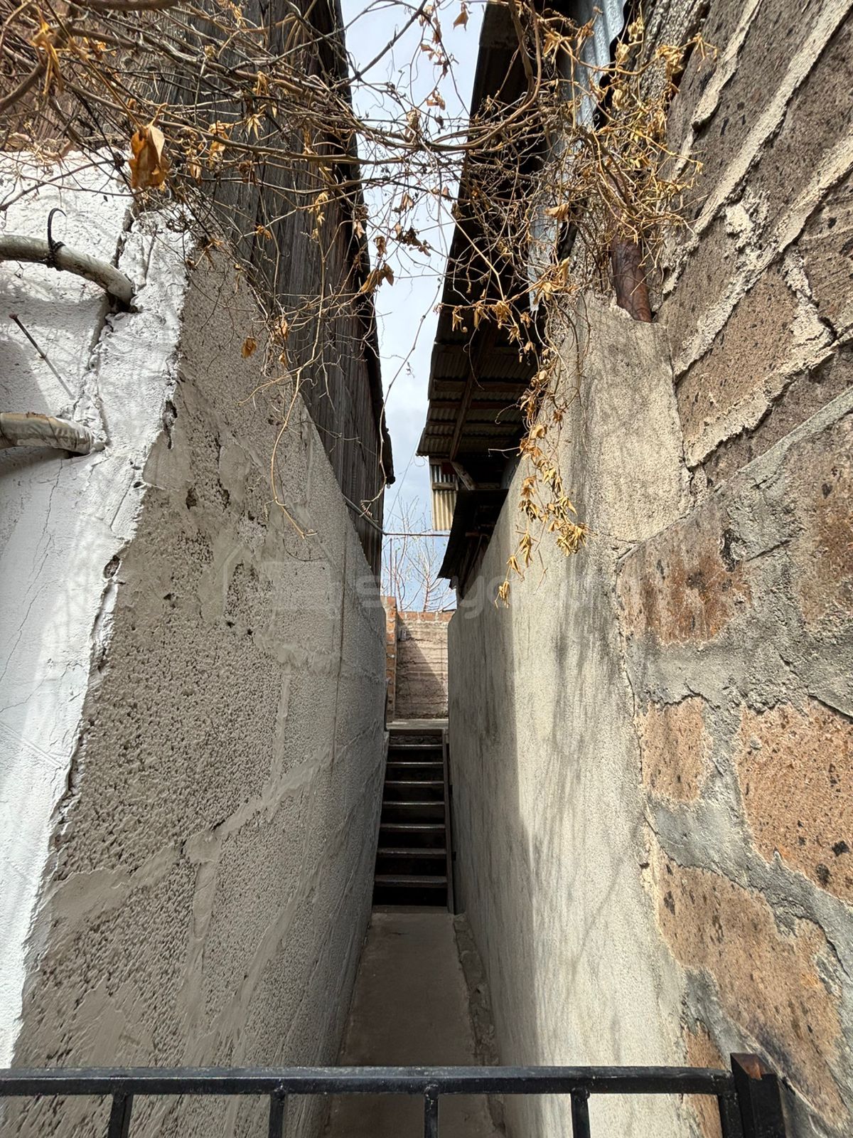 3 Սենյականոց Սեփական Տուն, 52քմ, Կապիտալ Վերանորոգված