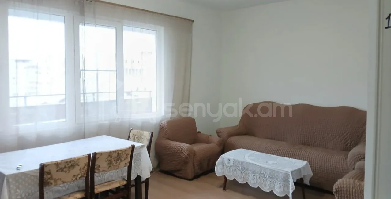 3 Սենյականոց Բնակարան, 80քմ, 9/9 հարկ, Նորմալ Վիճակում, Կահավորված