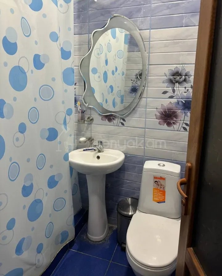 2 Սենյականոց Բնակարան Քարե Շենքում, 60քմ, 2/5 հարկ, Կապիտալ Վերանորոգված, Կահավորված