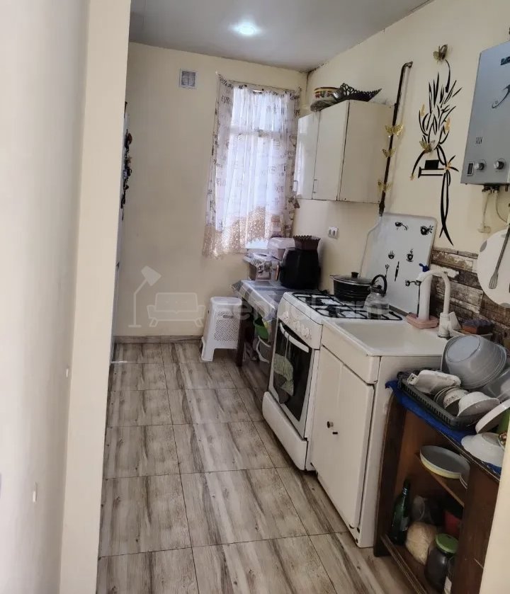 2 Սենյականոց Բնակարան Քարե Շենքում, 45քմ, 1/1 հարկ, Կապիտալ Վերանորոգված, Կահավորված, Արևկող