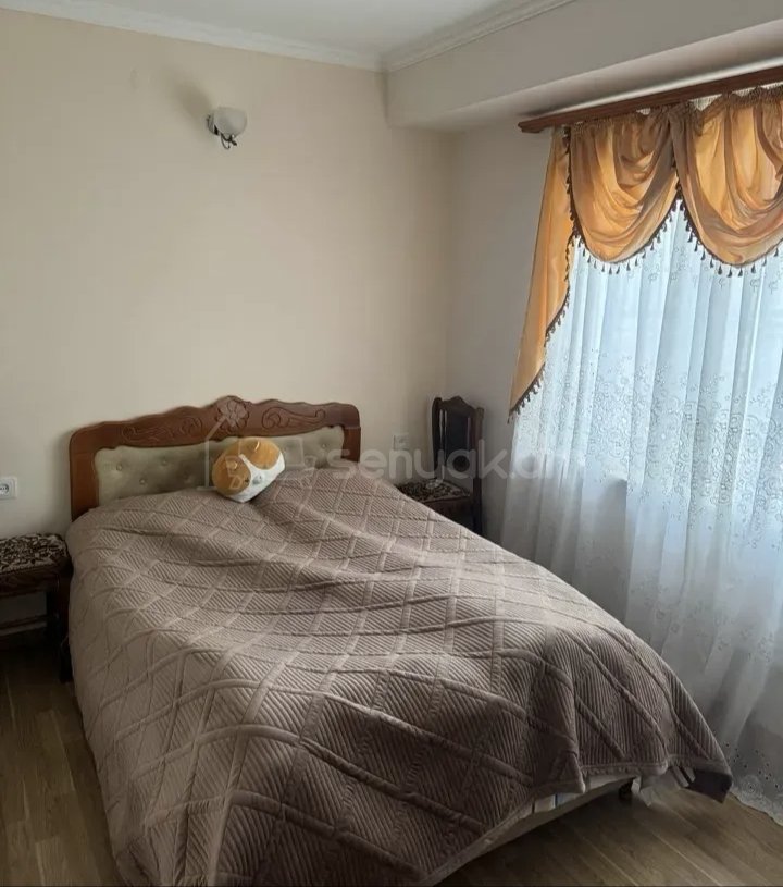 2 Սենյականոց Բնակարան, 56քմ, 5/9 հարկ, Նորմալ Վիճակում, Կահավորված, Արևկող