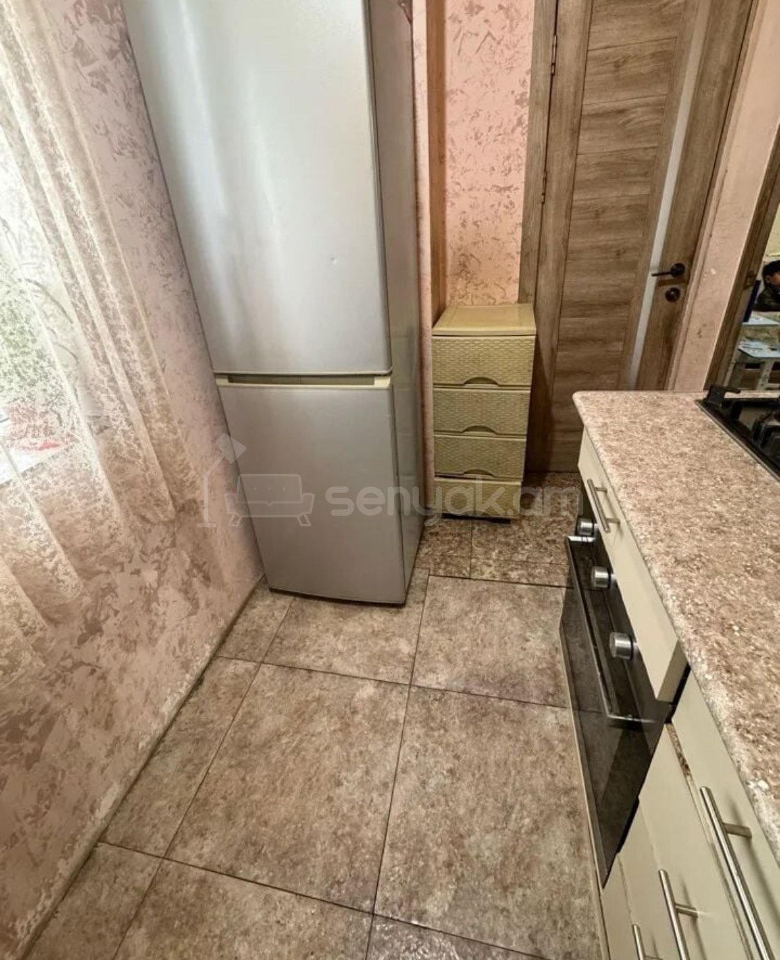 3 Սենյականոց Բնակարան, 44քմ, 9/9 հարկ, Կապիտալ Վերանորոգված